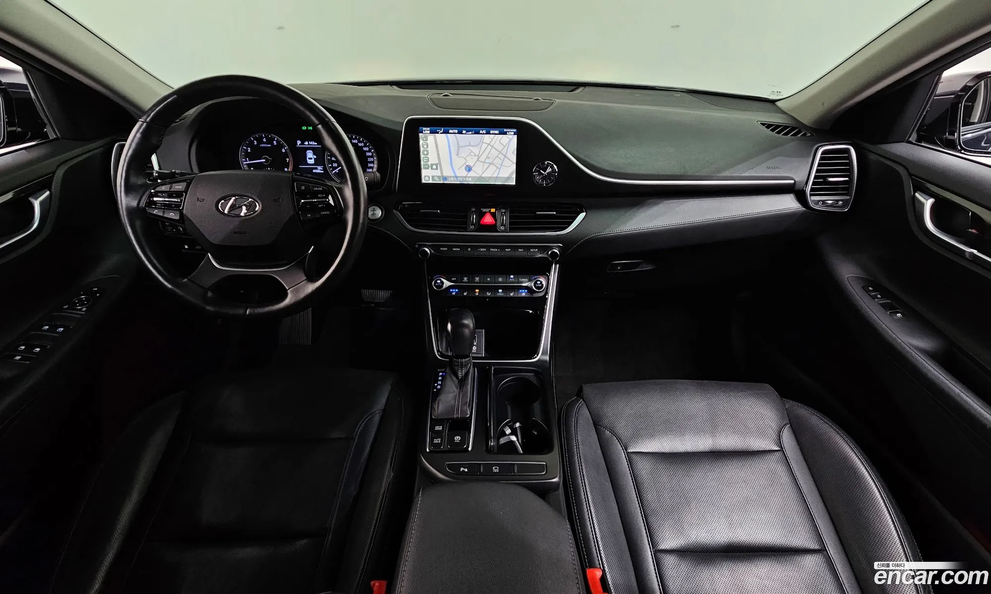 Hyundai Grandeur IG 2017 — 34