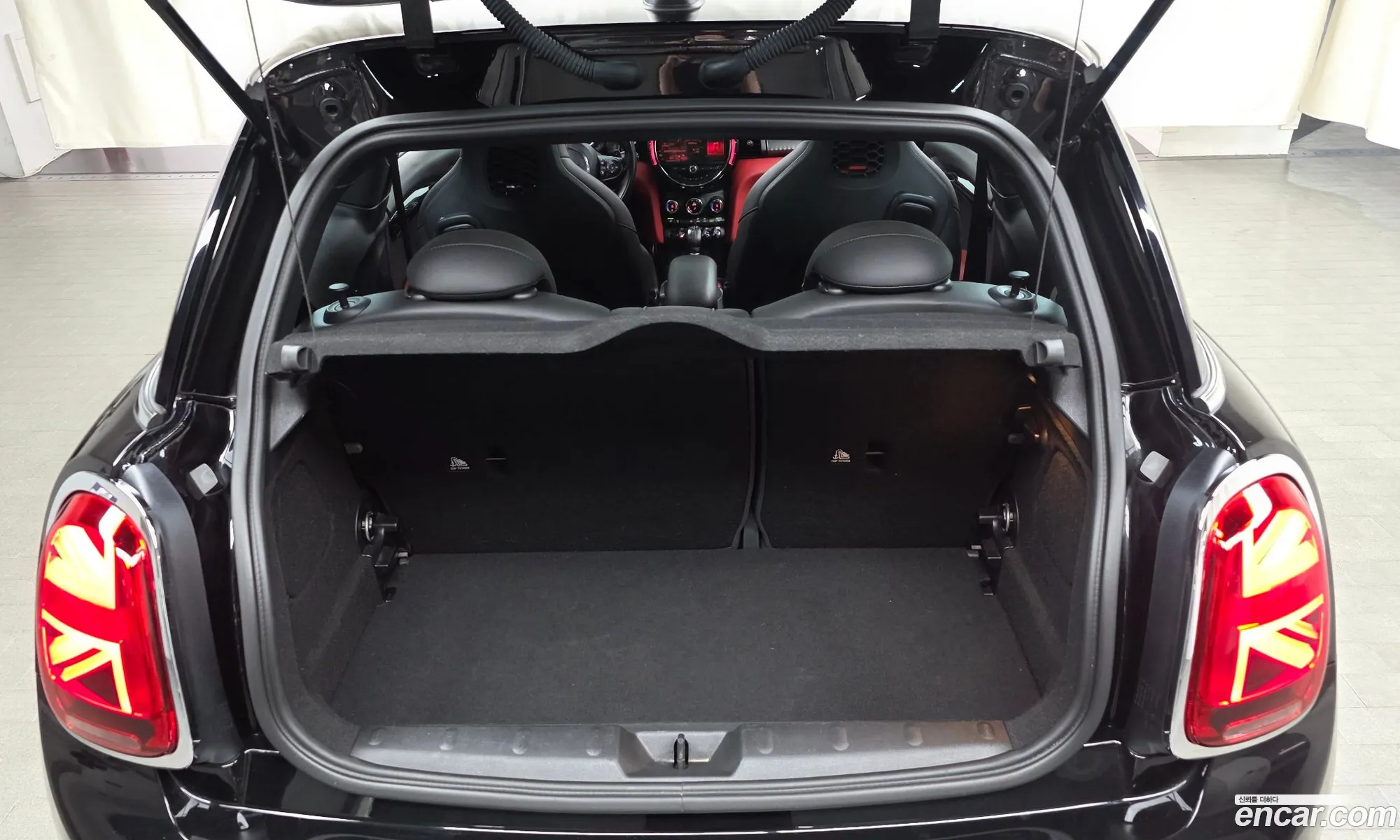 Mini Cooper S 2019 WMWXM9103K2H04996 — 19