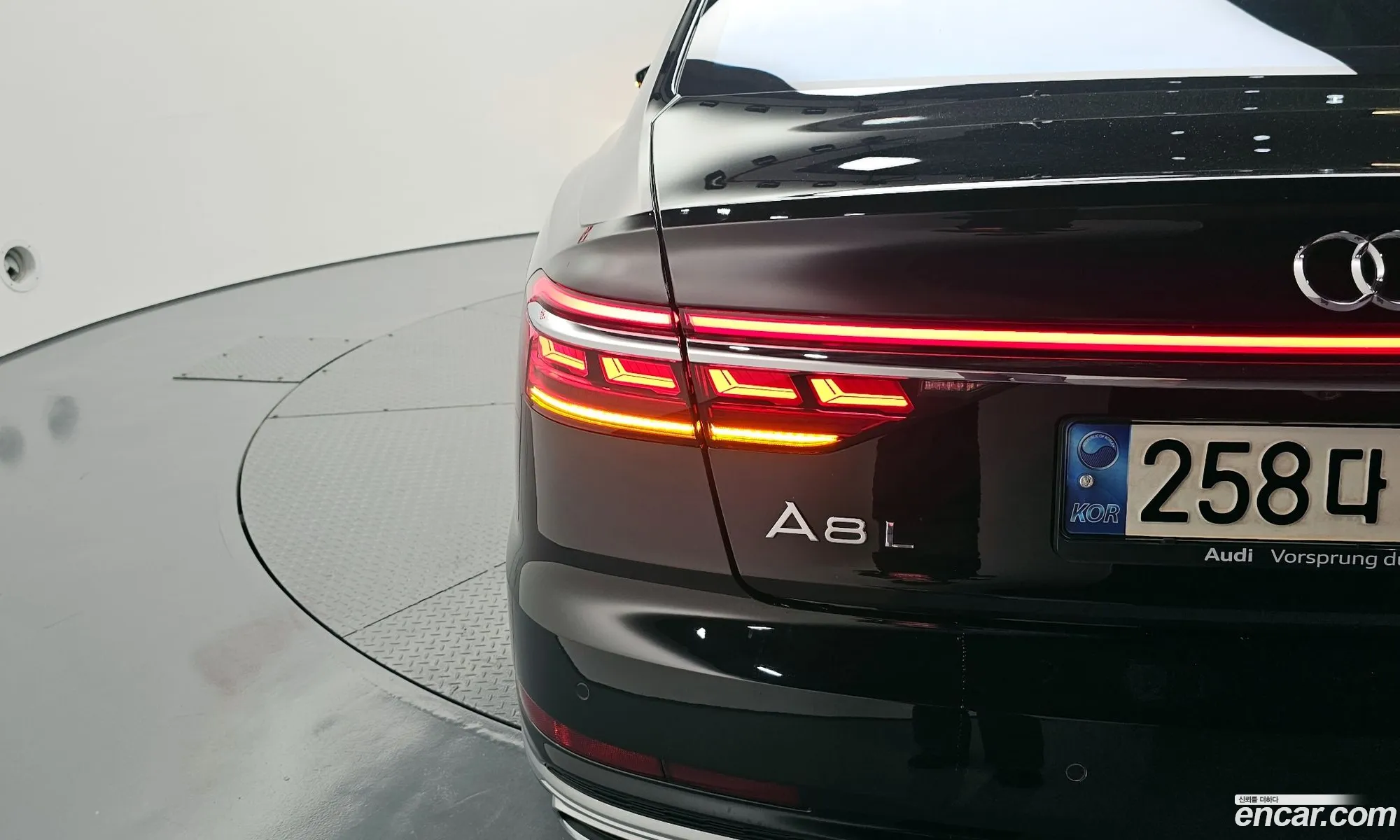 Audi A8 2021 WAUZZZF8XMN013777 — 7