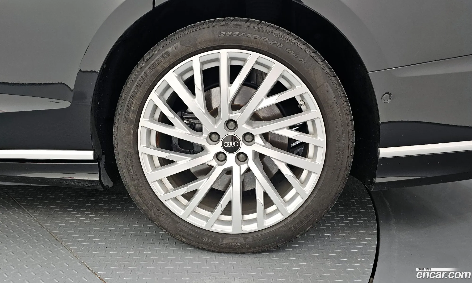 Audi A8 2021 WAUZZZF8XMN013777 — 34