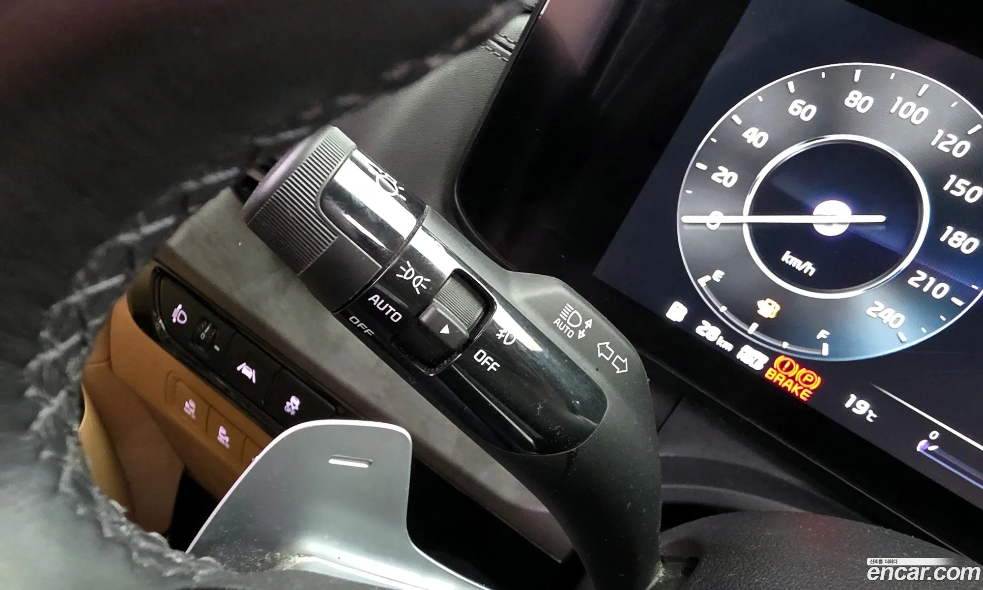 Kia Carnival 2022 — 33