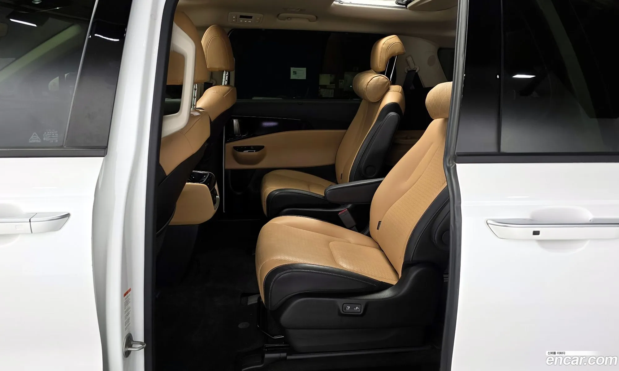 Kia Carnival 2022 — 11