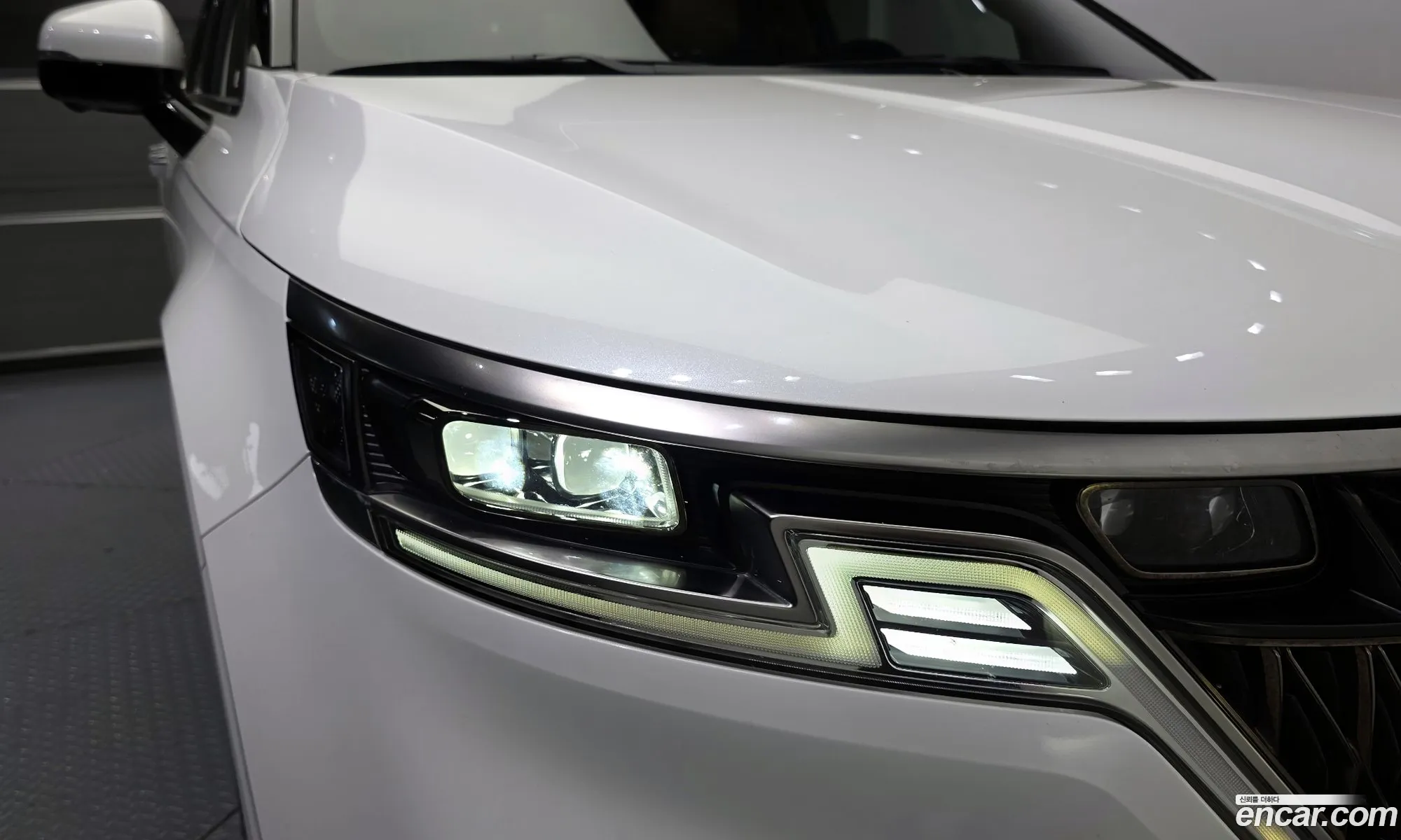 Kia Carnival 2022 — 9