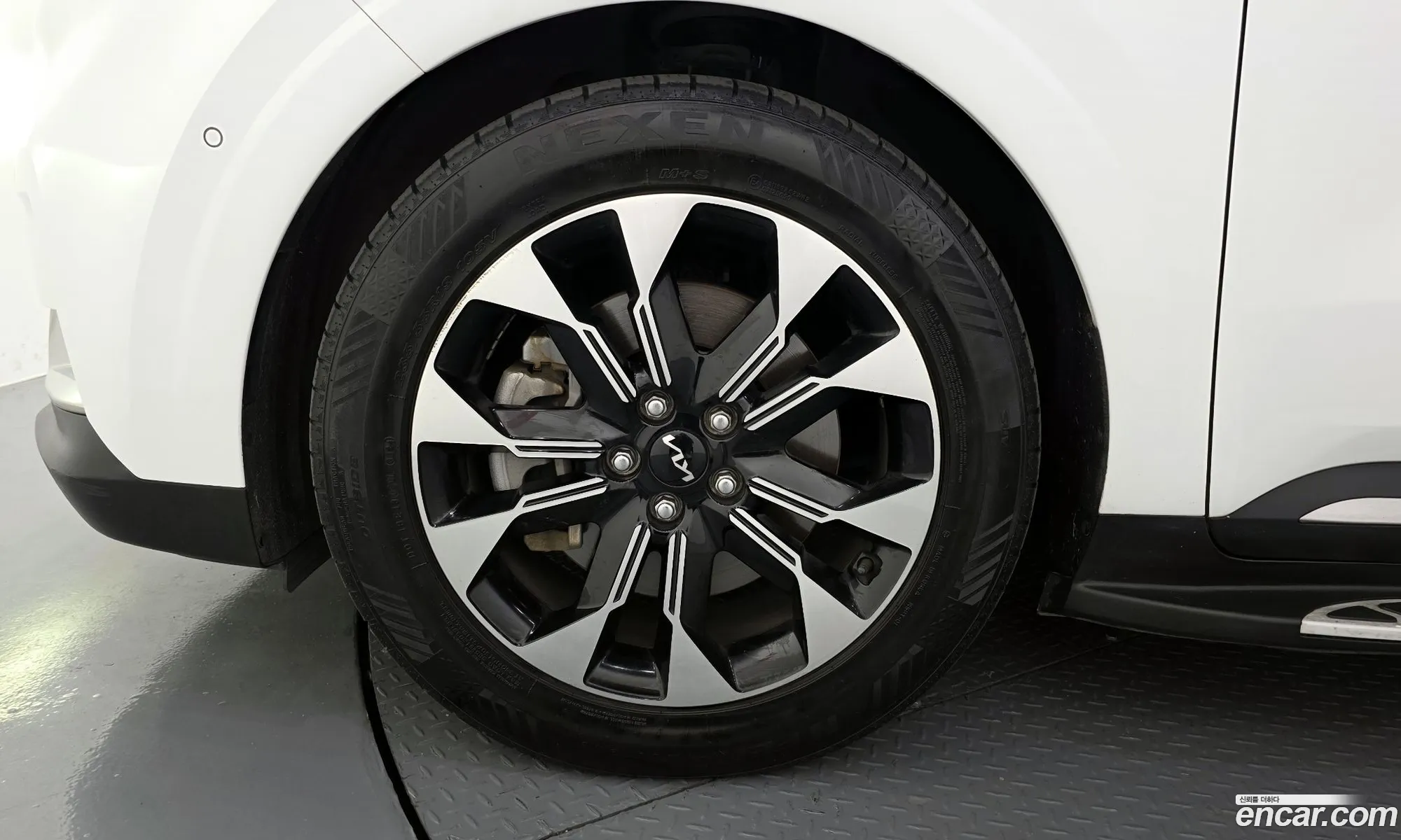 Kia Carnival 2022 — 7