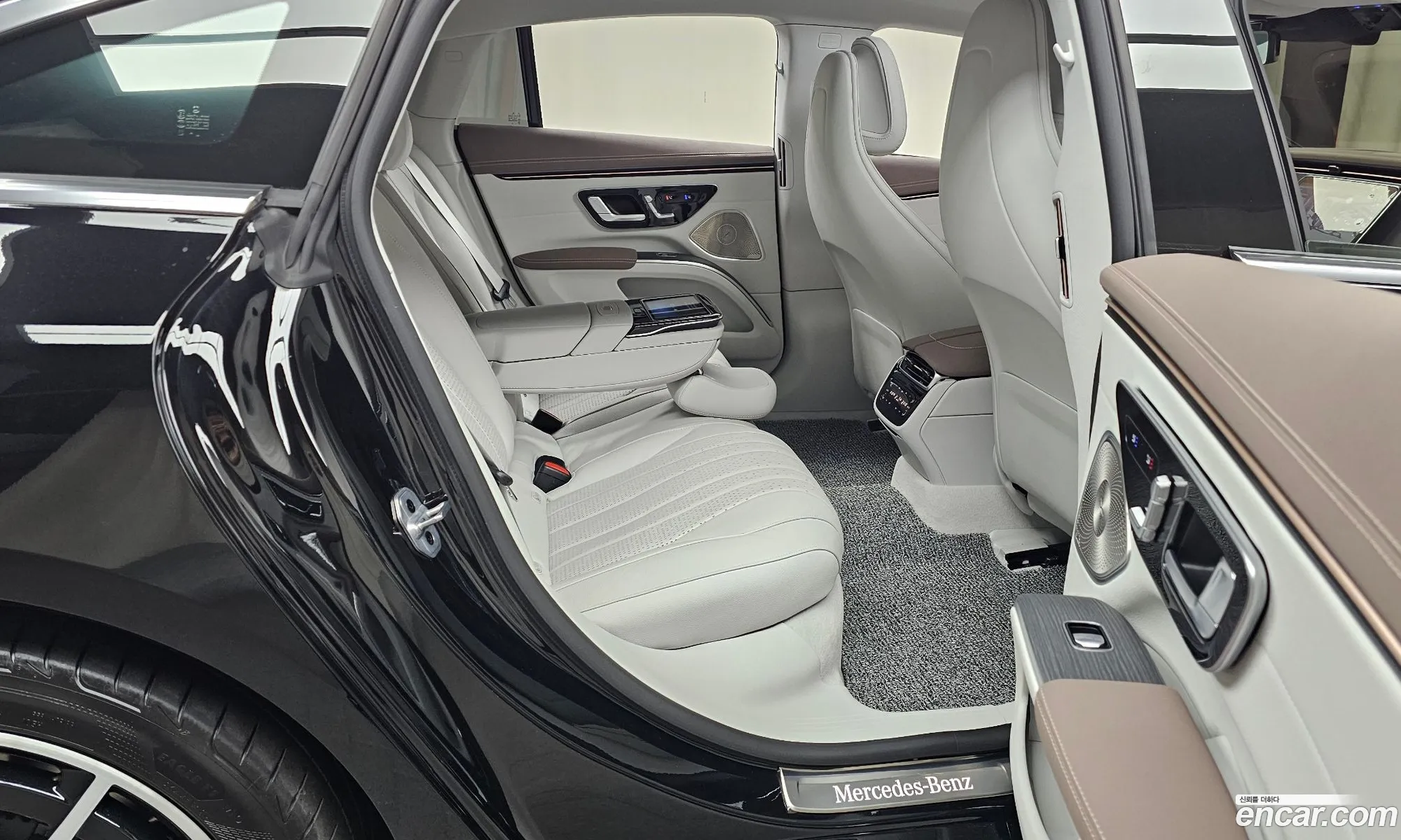 Mercedes-Benz EQS V297 2022 — 25
