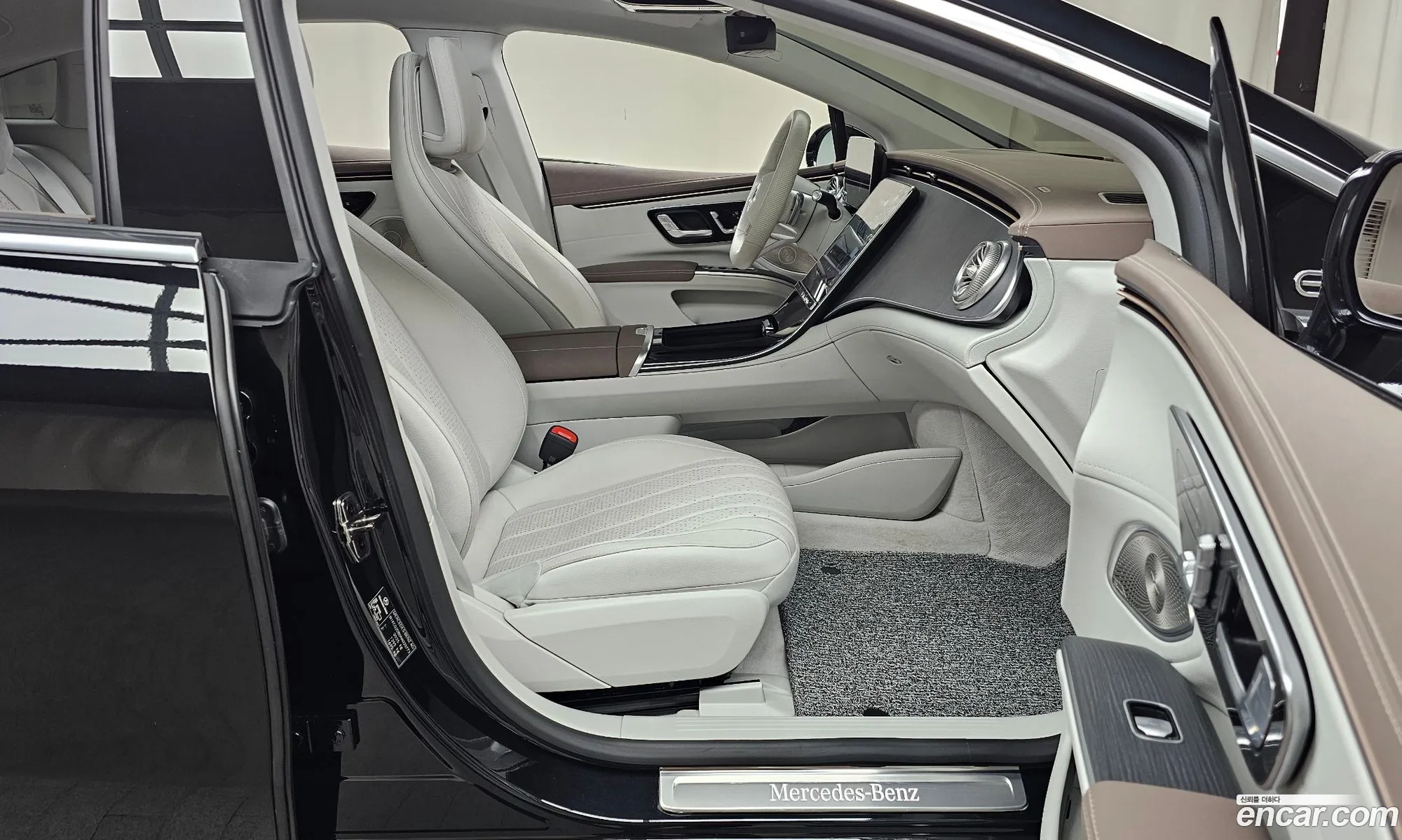 Mercedes-Benz EQS V297 2022 — 32
