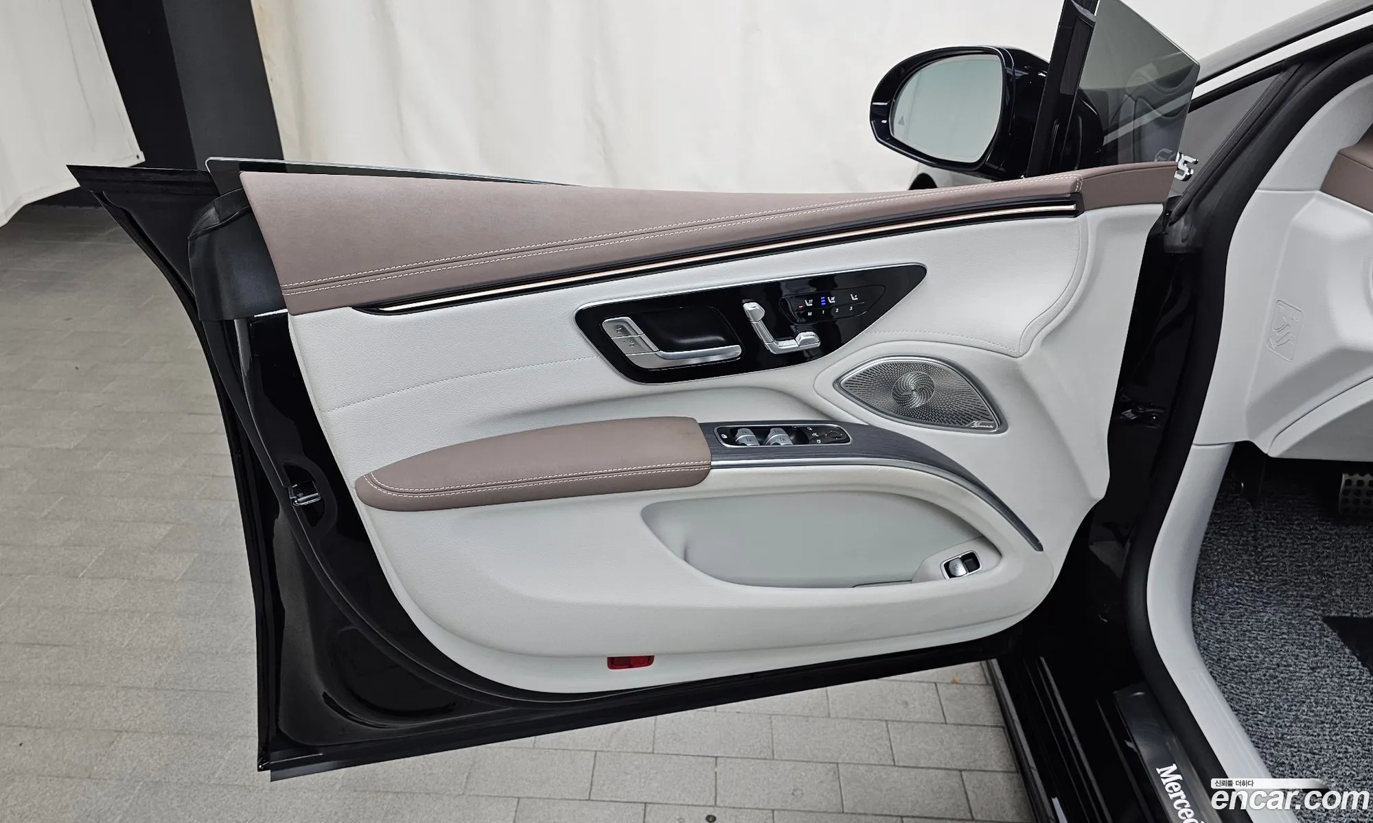 Mercedes-Benz EQS V297 2022 — 18