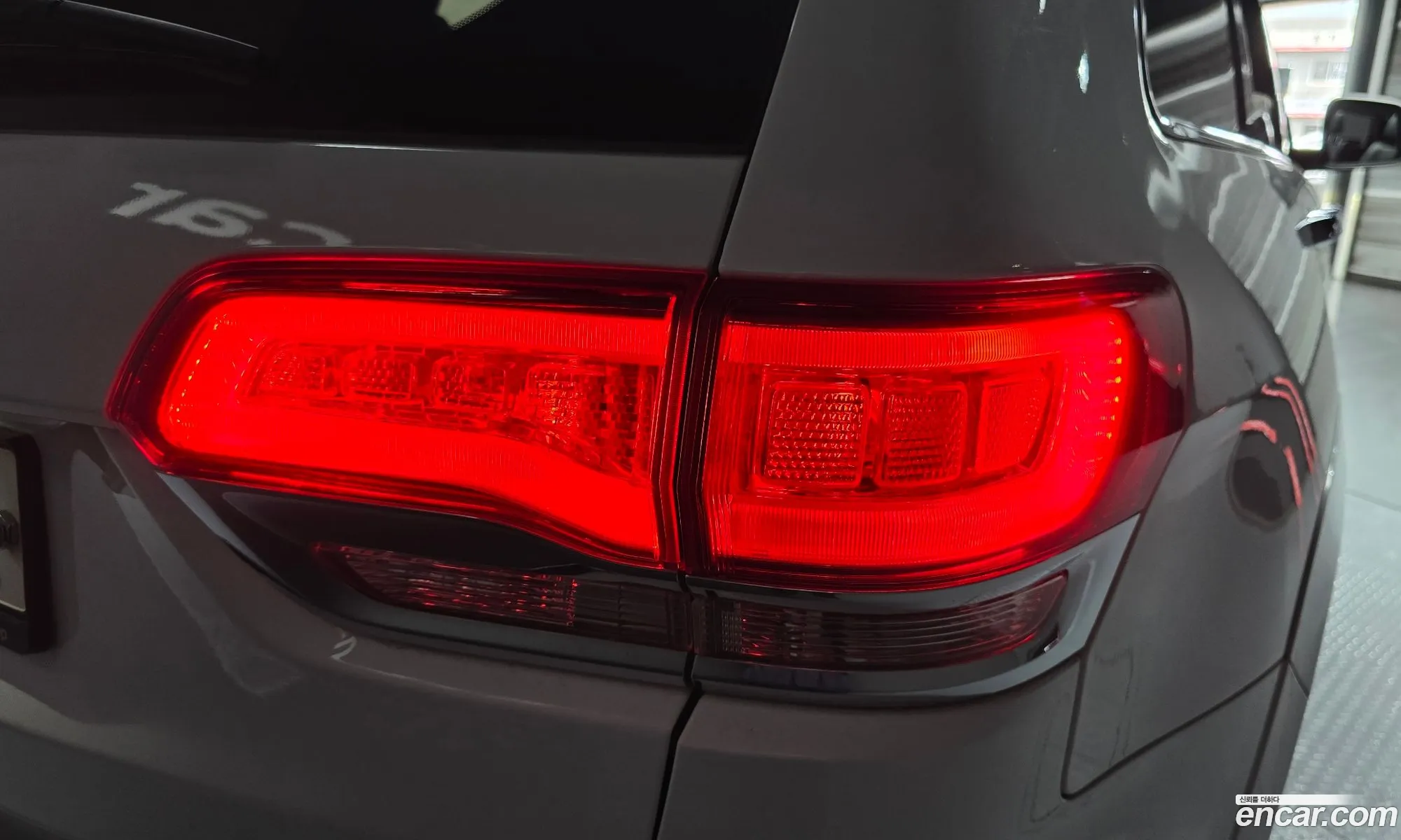 Jeep Grand Cherokee 2020 — 16