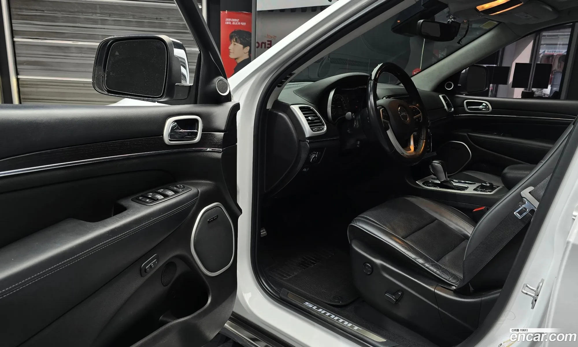 Jeep Grand Cherokee 2020 — 4