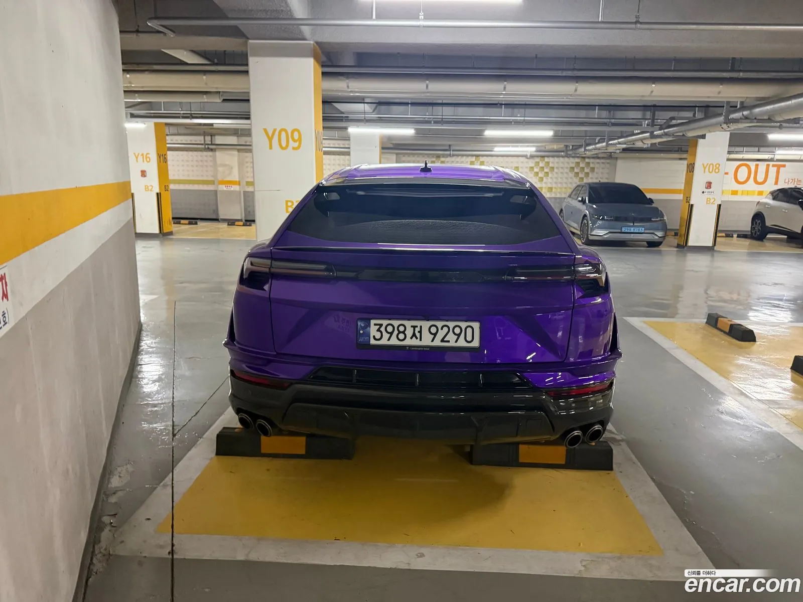 Lamborghini Urus 2023 — 5