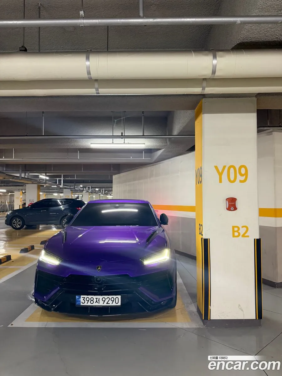 Lamborghini Urus 2023 — 7
