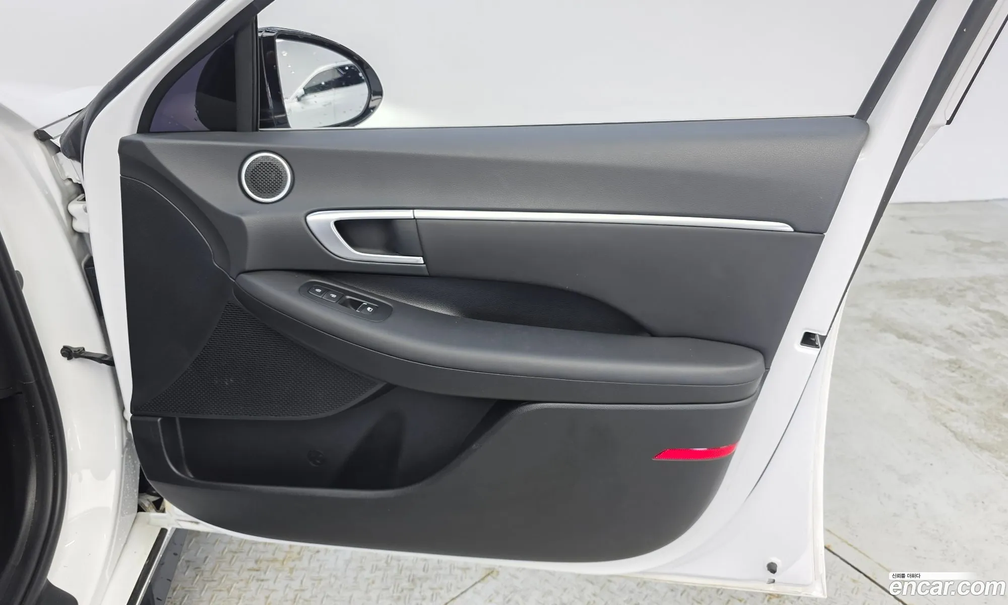 Hyundai Sonata 2023 — 3