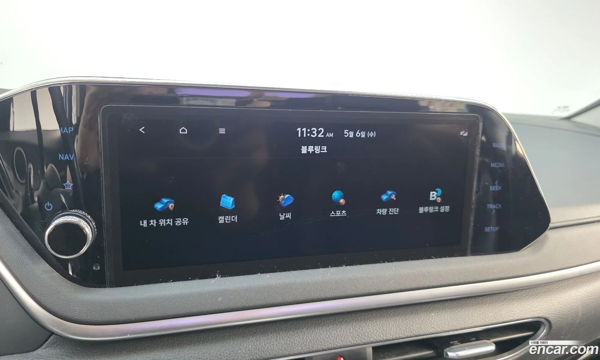 Hyundai Sonata 2023 — 28