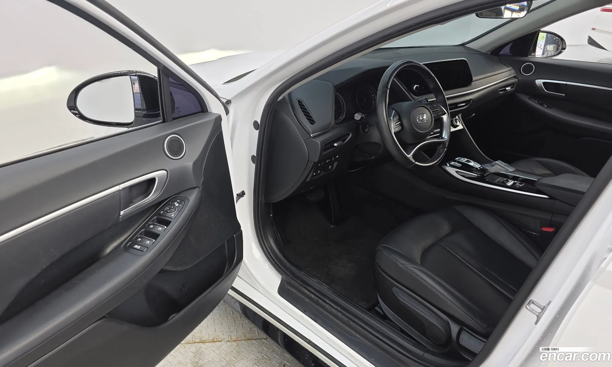 Hyundai Sonata 2023 — 11