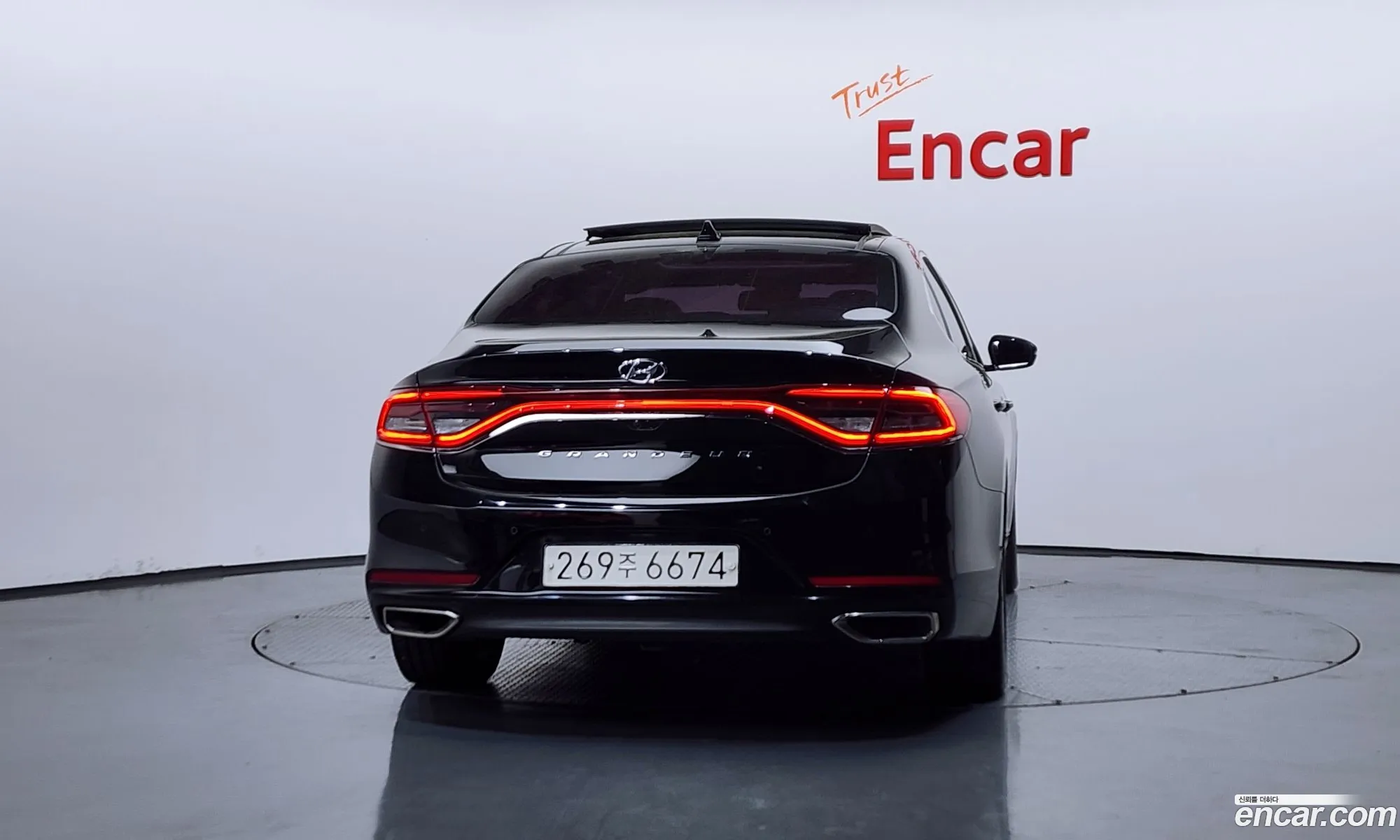 Hyundai Grandeur IG 2017 — 17