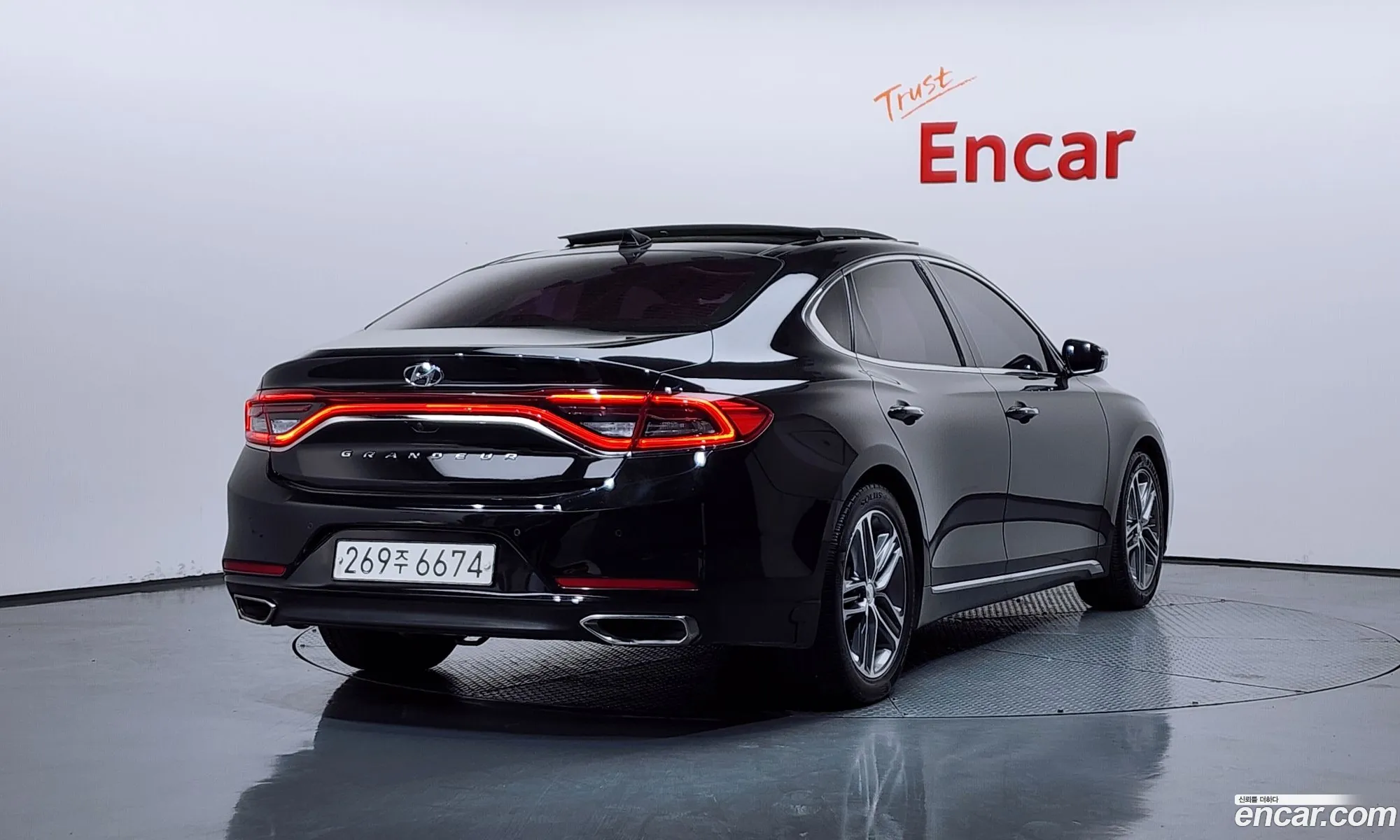 Hyundai Grandeur IG 2017 — 12