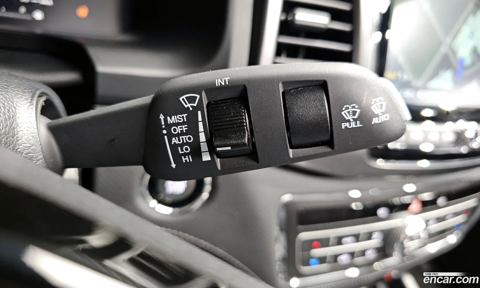 KG Mobility (SsangYong) Rexton Sports Khan 2022 — 24