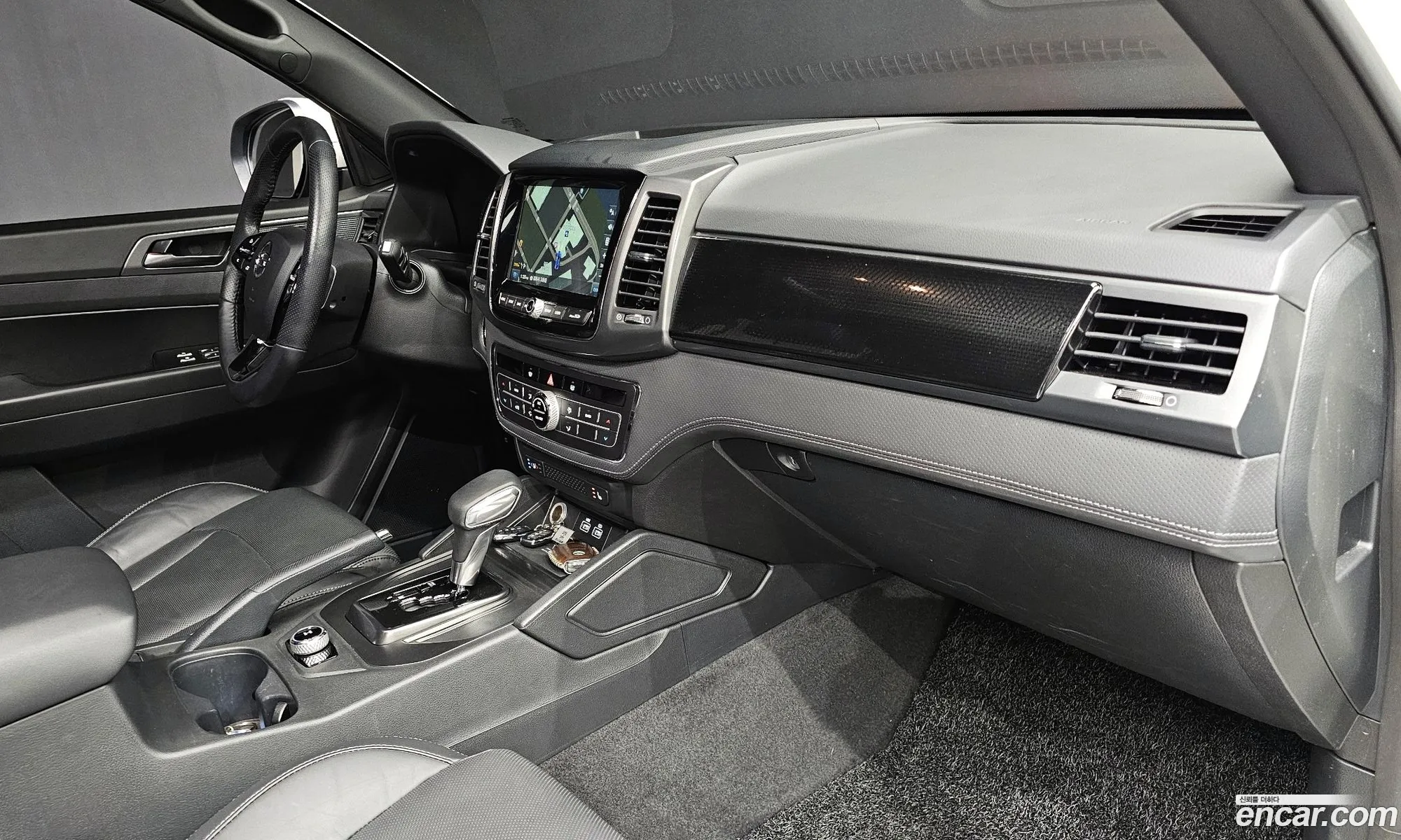 KG Mobility (SsangYong) Rexton Sports Khan 2022 — 16
