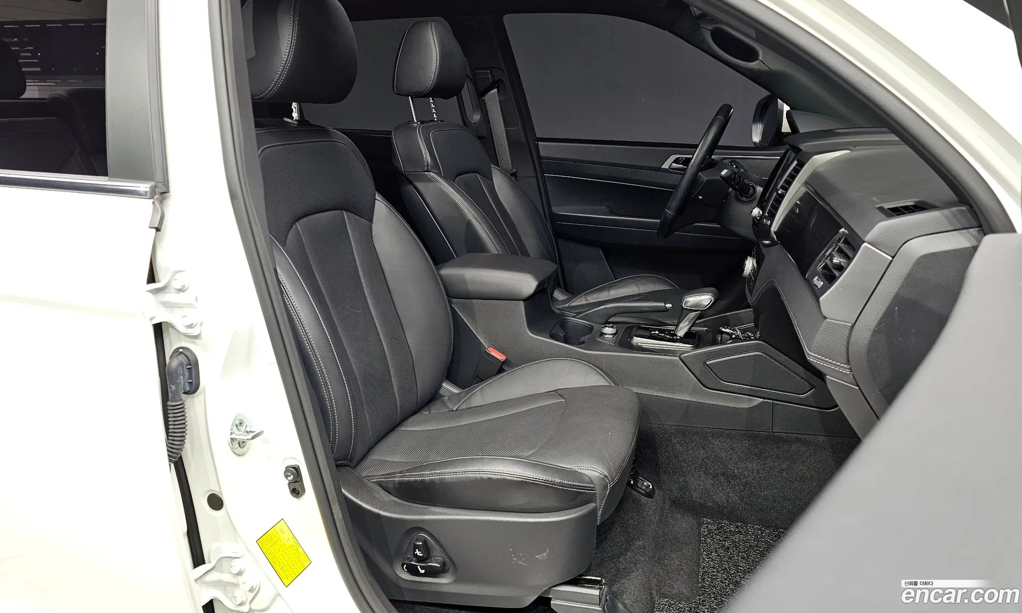 KG Mobility (SsangYong) Rexton Sports Khan 2022 — 23