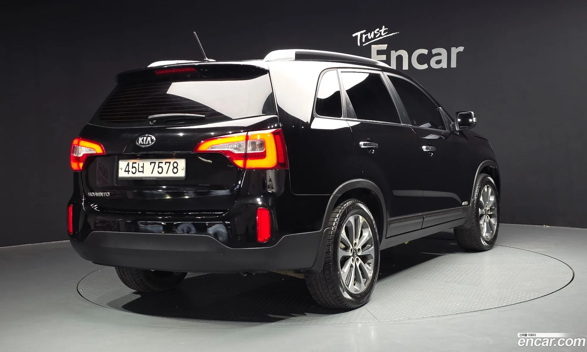 Kia Sorento R 2012 — 18