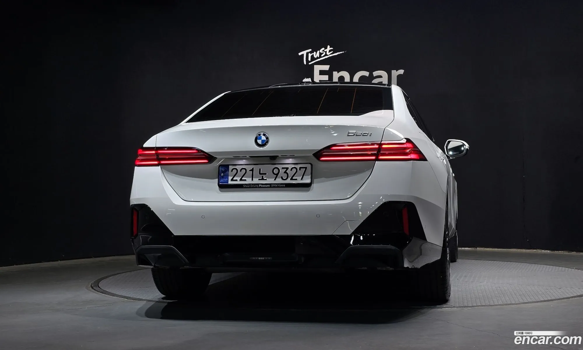 BMW 5 Series 2024 — 25