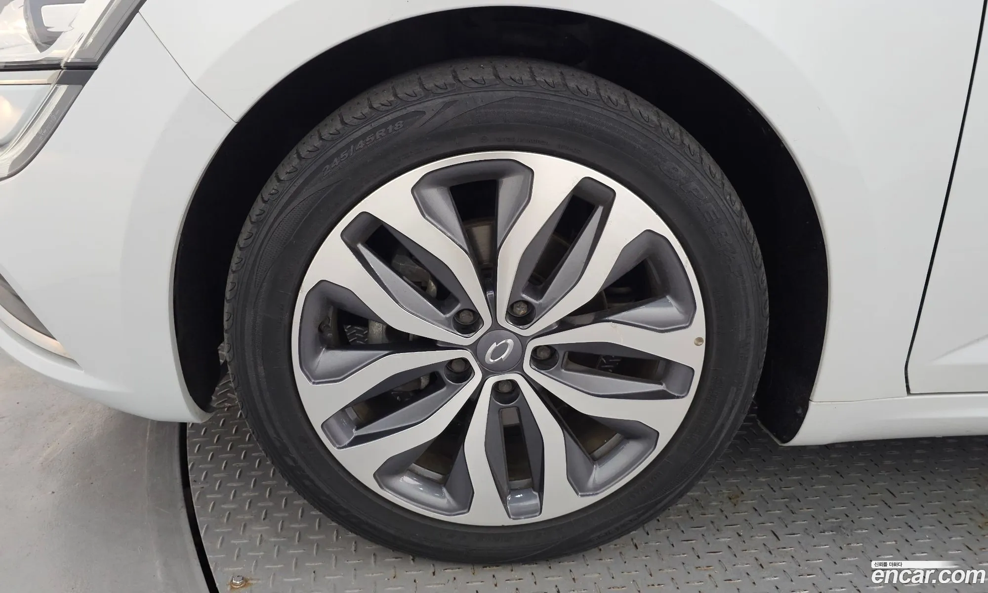 Renault Korea (Samsung) SM6 2016 — 12