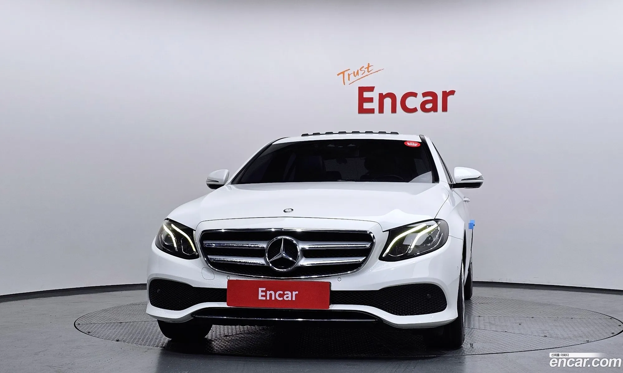 Mercedes-Benz E-Class W213 2017 WDDZF4CB0HA141981 — 12