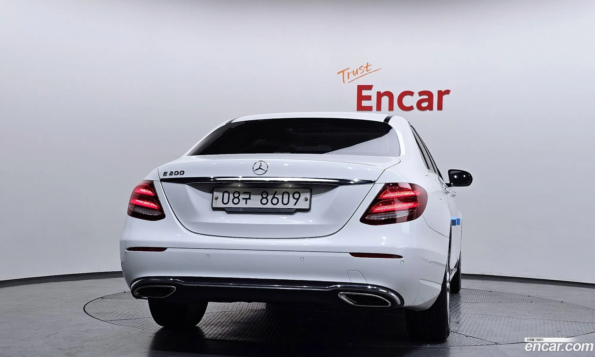 Mercedes-Benz E-Class W213 2017 WDDZF4CB0HA141981 — 13