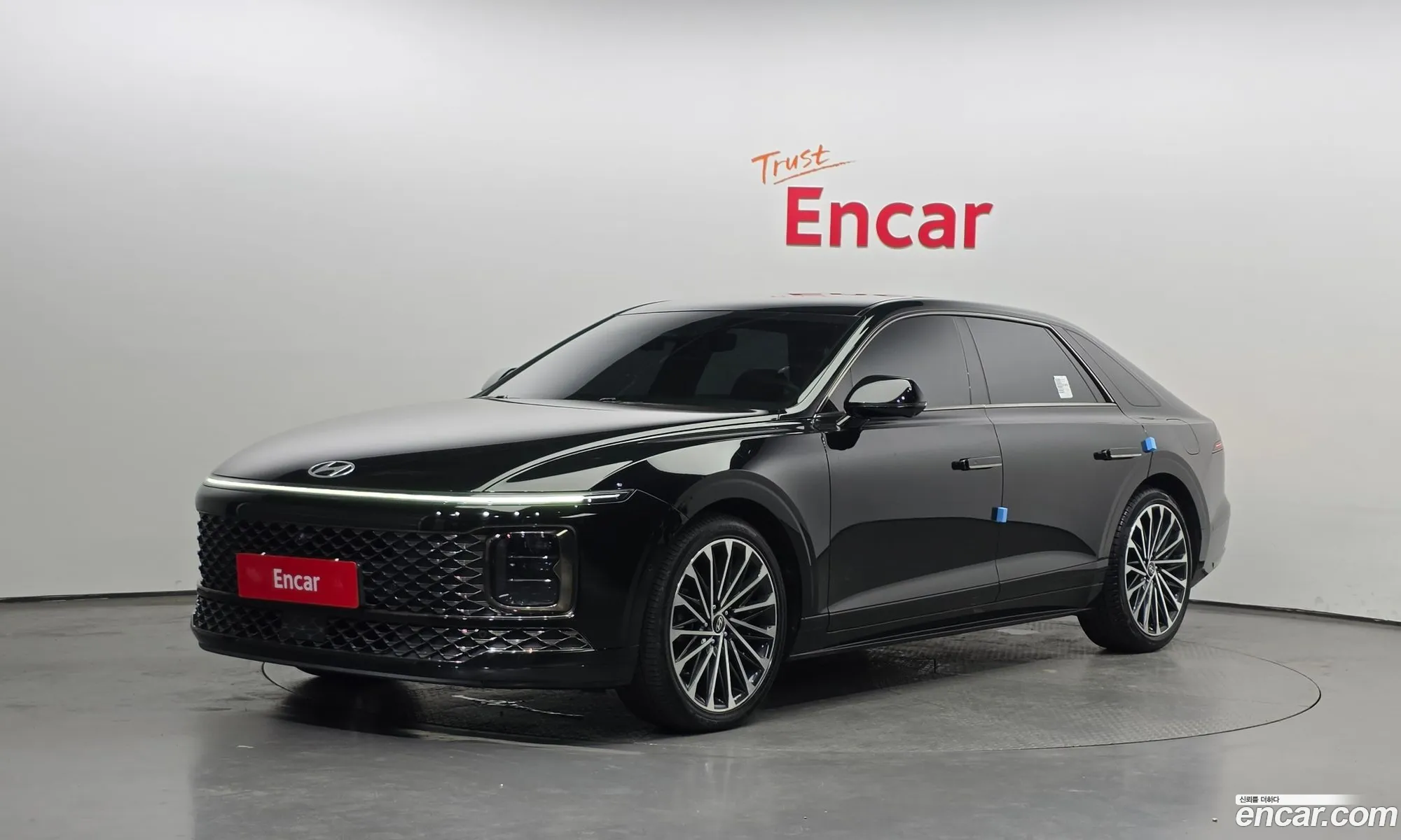 Hyundai Grandeur Hybrid 2023 — 13