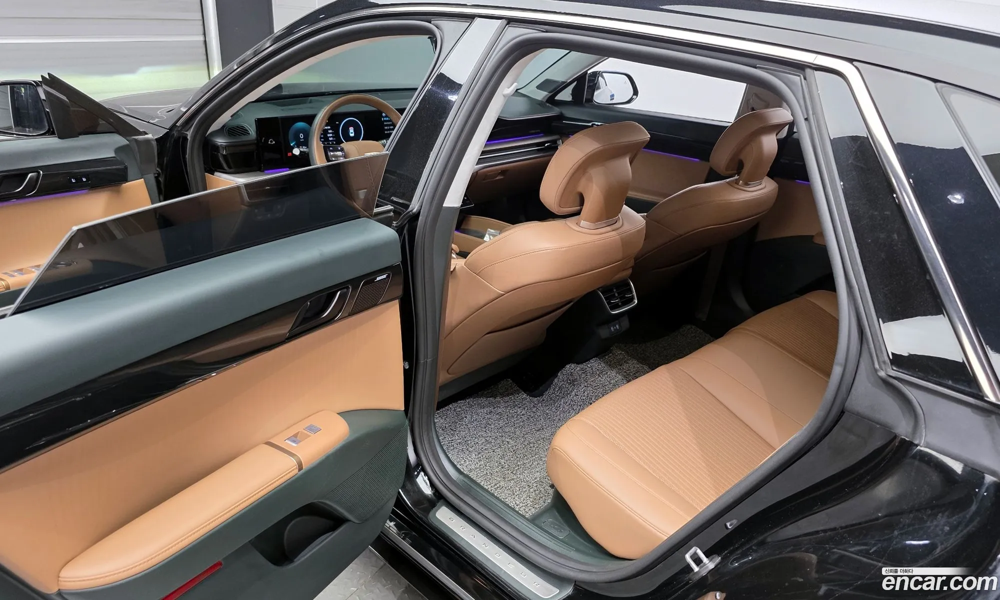 Hyundai Grandeur Hybrid 2023 — 16