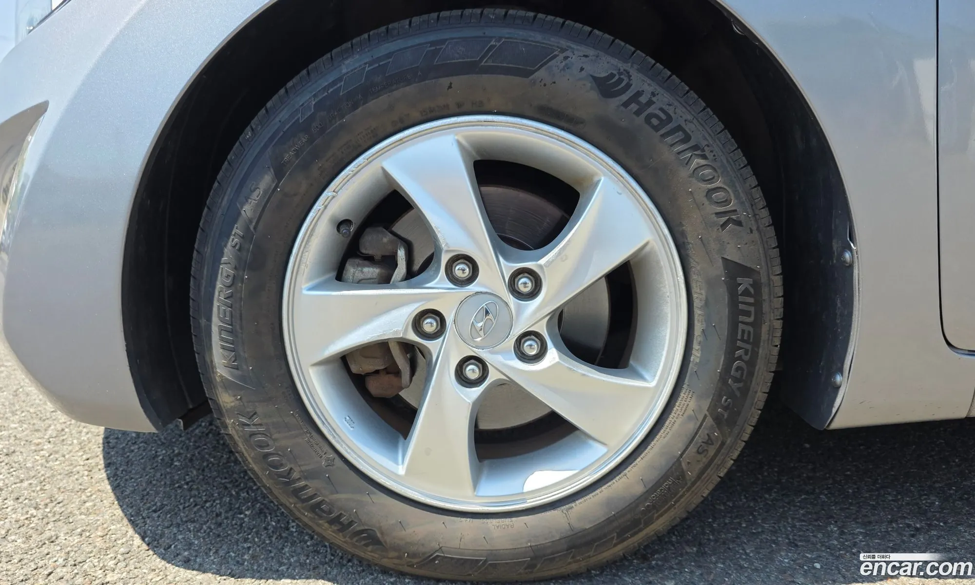 Hyundai Elantra 2014 — 15