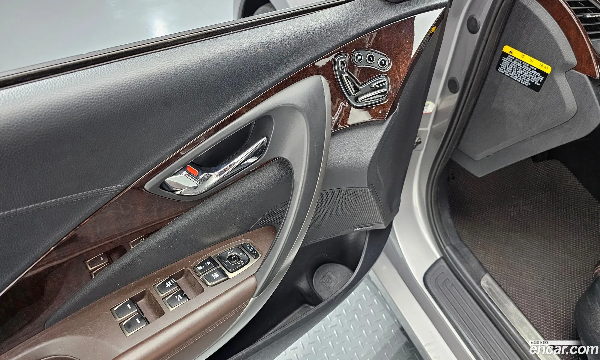 Hyundai Grandeur HG 2013 — 6