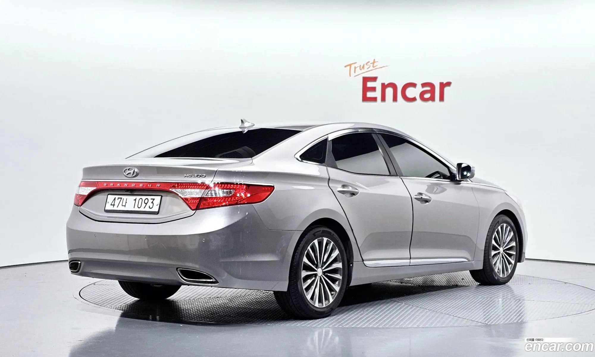 Hyundai Grandeur HG 2013 — 15