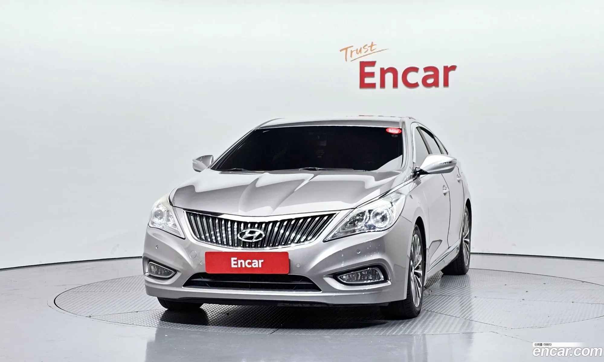 Hyundai Grandeur HG 2013 — 18