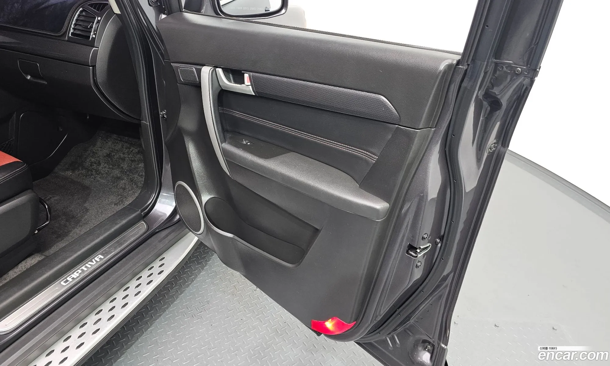 Chevrolet (GM Daewoo) Captiva 2013 — 14