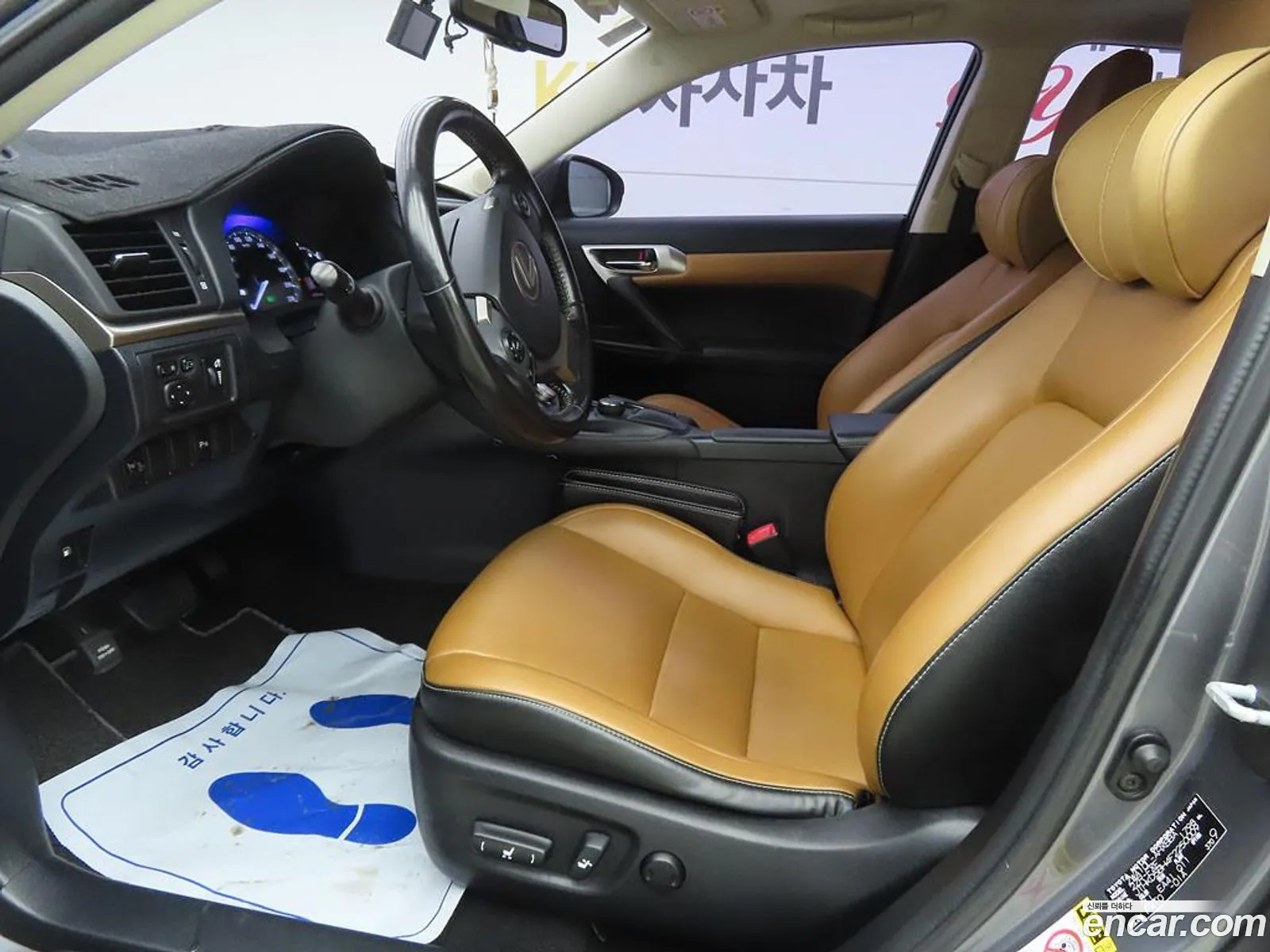 Lexus CT200h 2015 — 7