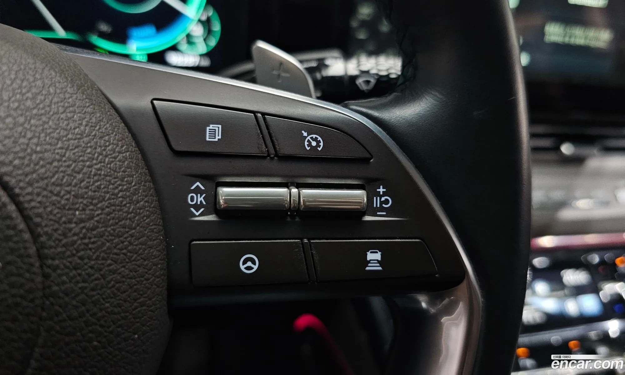 Hyundai Grandeur IG Hybrid 2020 — 28