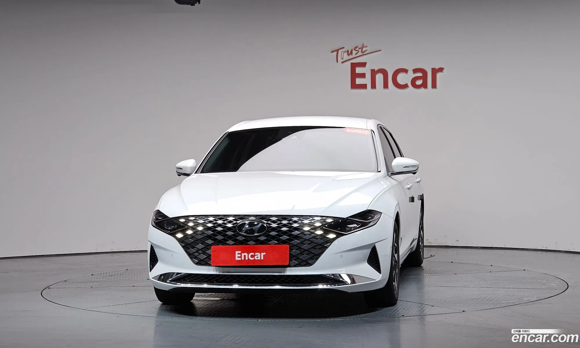 Hyundai Grandeur IG Hybrid 2020 — 34