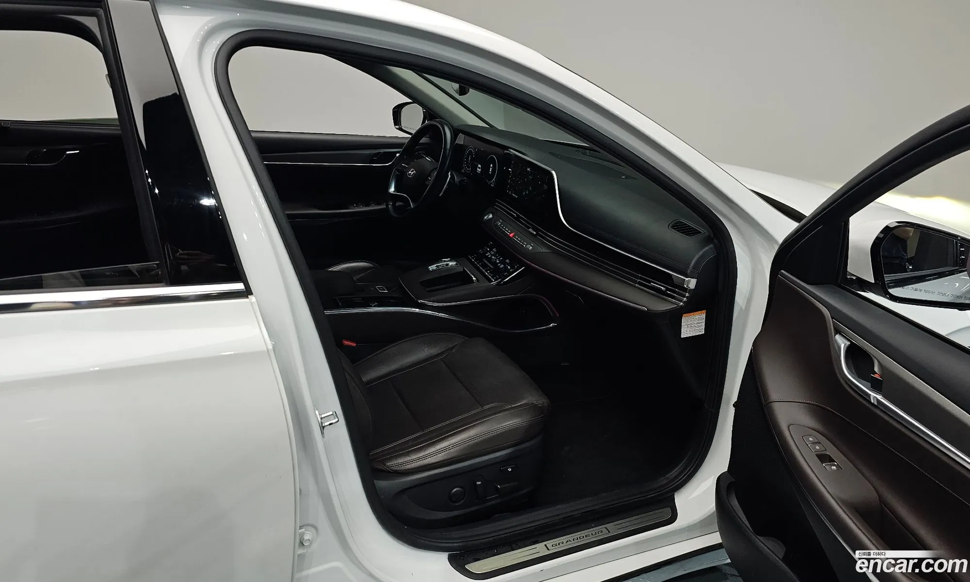 Hyundai Grandeur IG Hybrid 2020 — 20