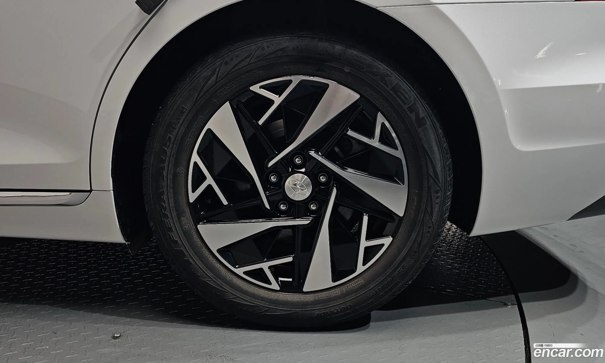 Hyundai Grandeur IG Hybrid 2020 — 14