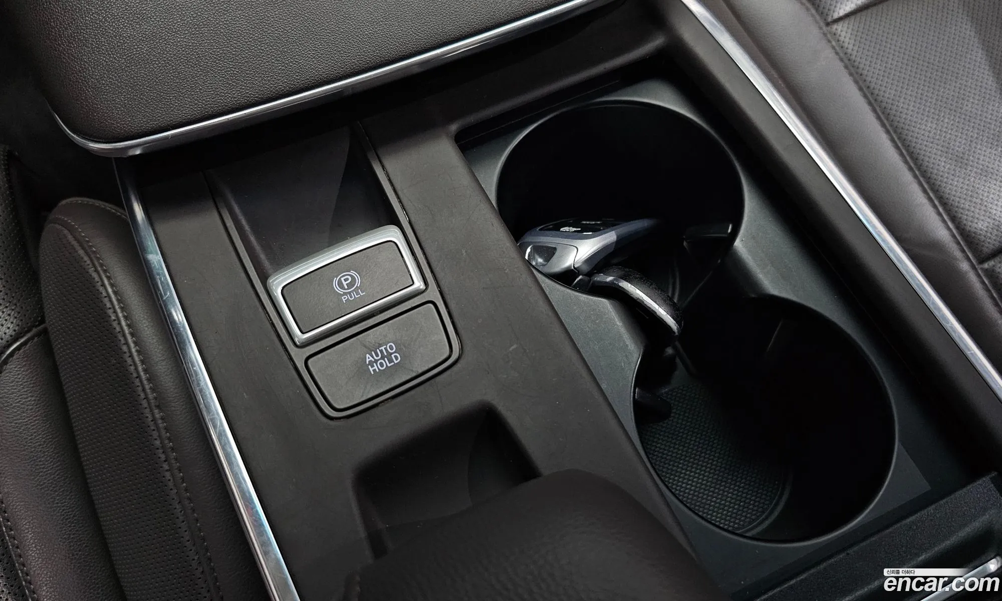 Hyundai Grandeur IG Hybrid 2020 — 24