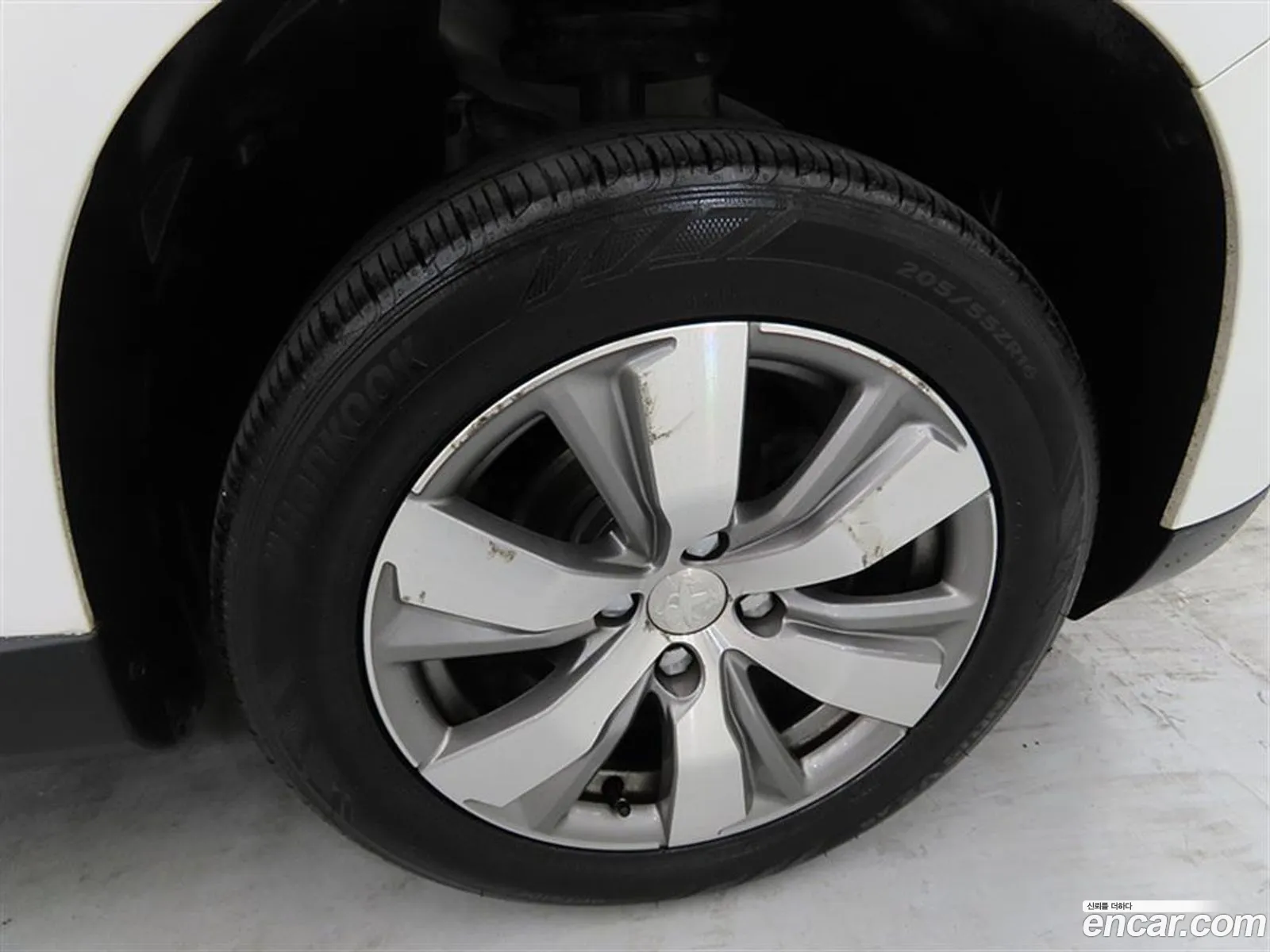 Peugeot 2008 2015 — 16