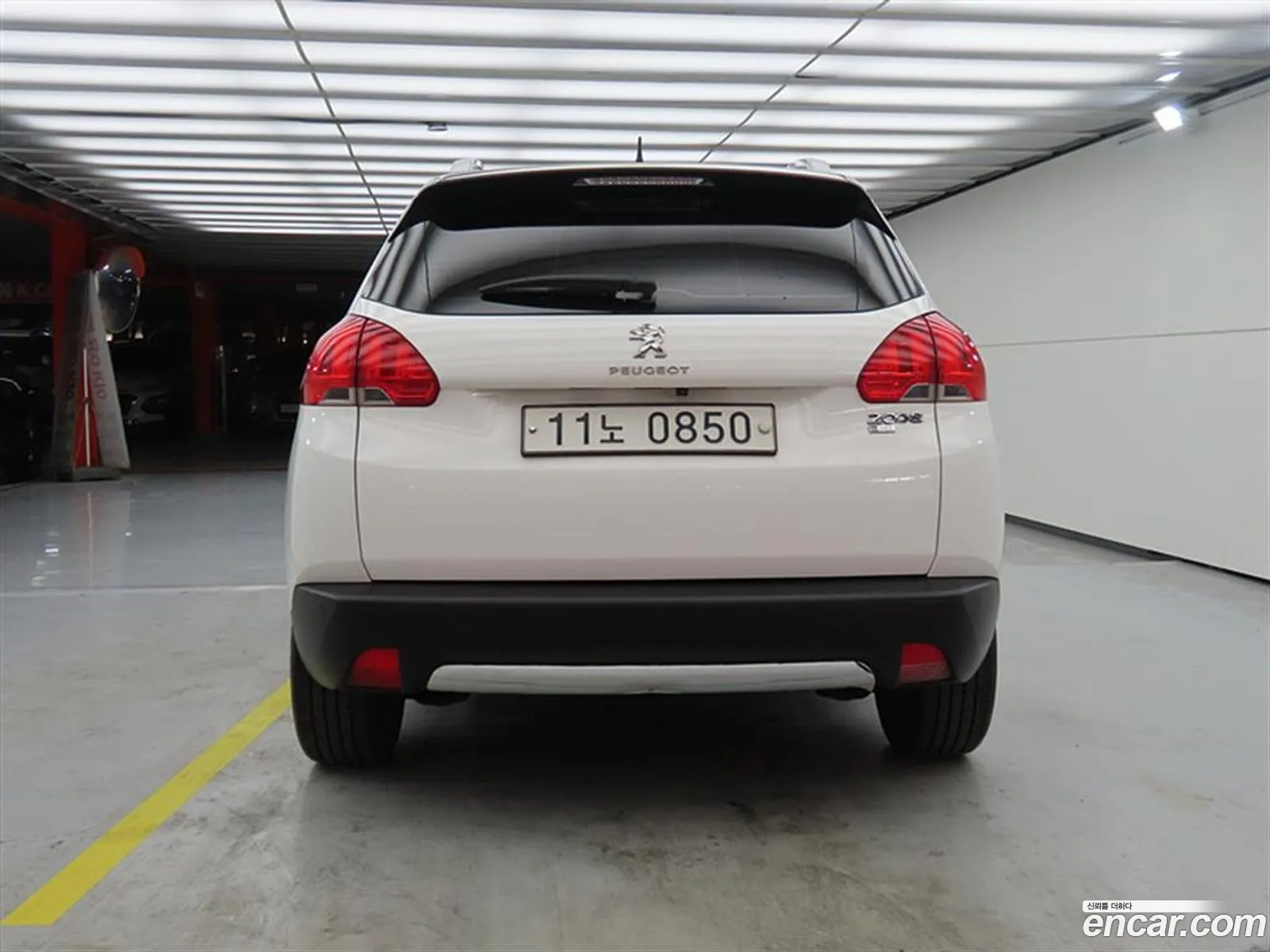 Peugeot 2008 2015 — 12