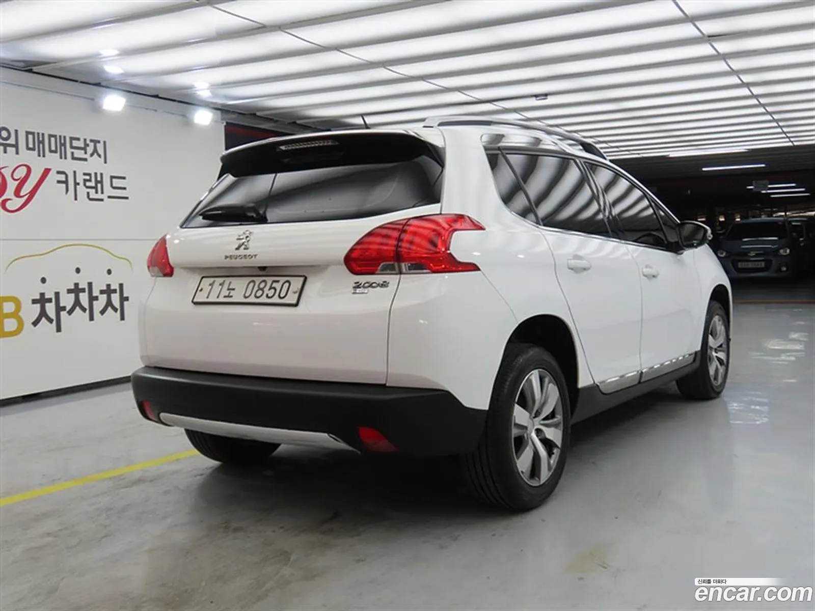 Peugeot 2008 2015 — 9