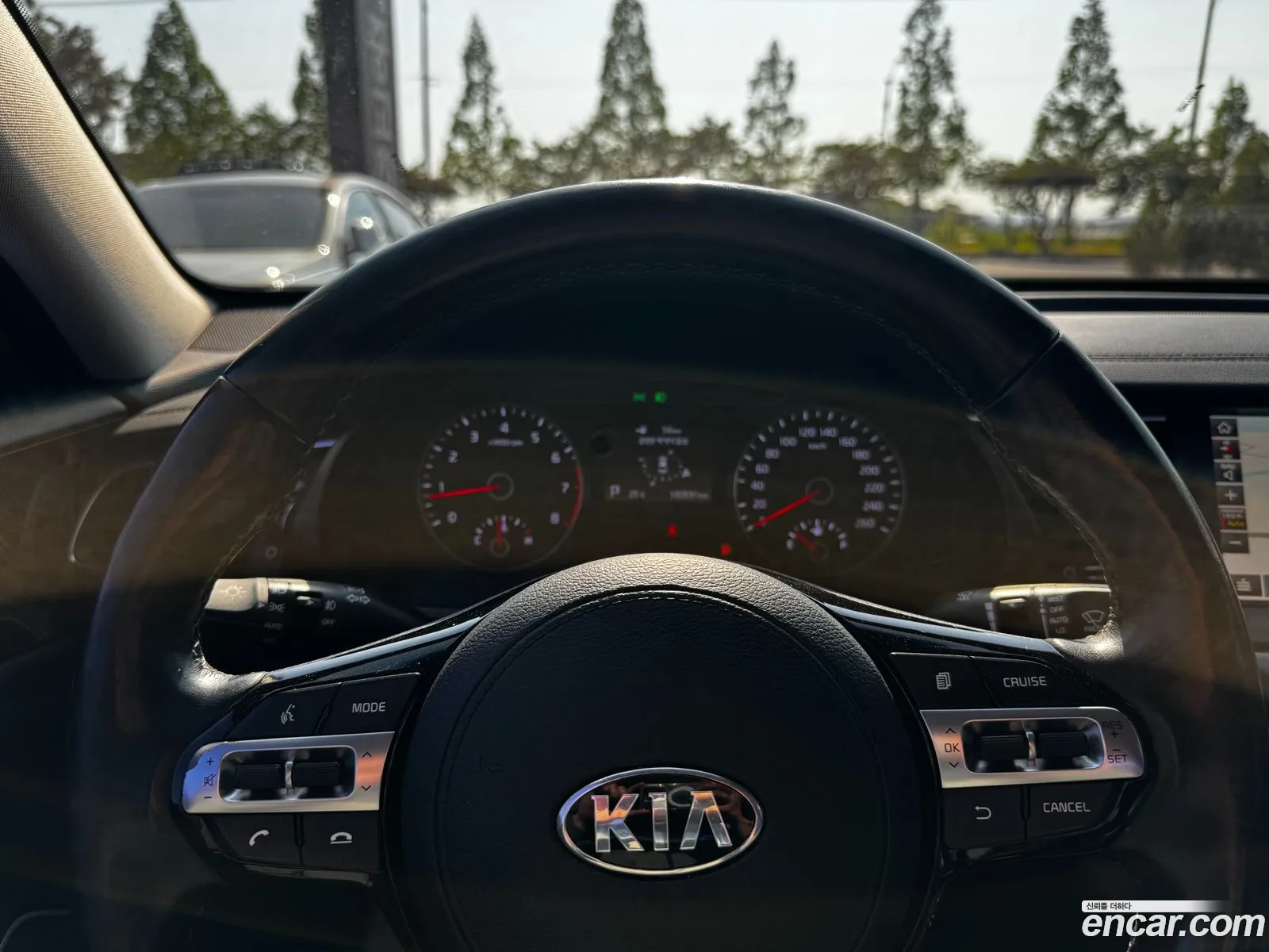 Kia K7 2018 — 13