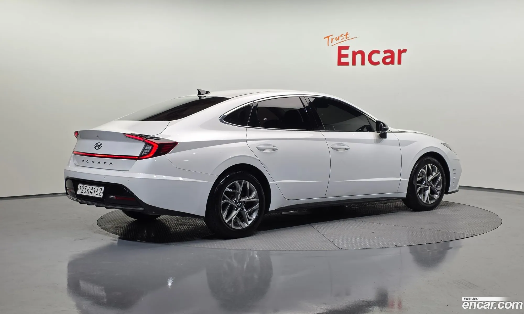 Hyundai Sonata 2022 — 19
