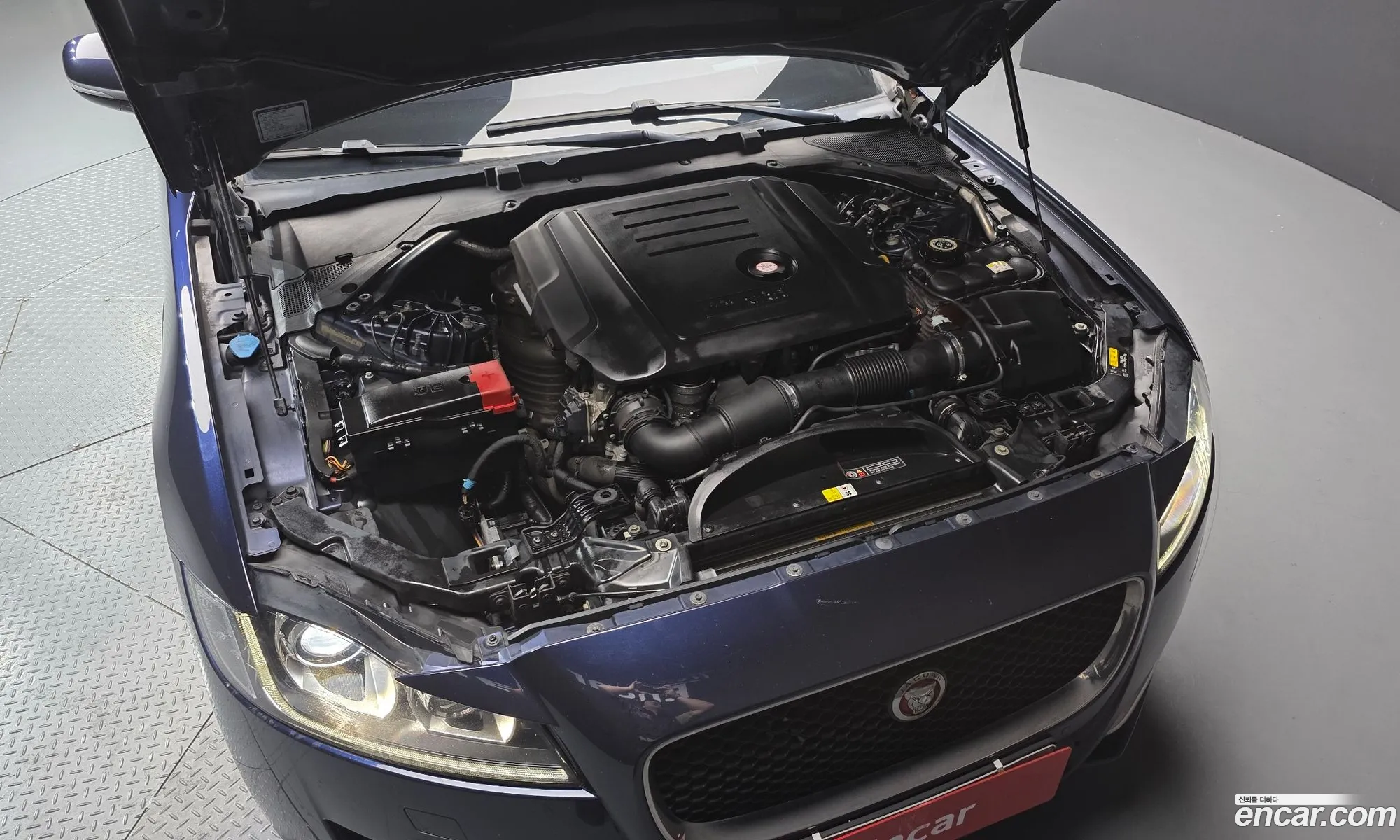 Jaguar XF 2016 SAJBB4BNXGCY18218 — 5