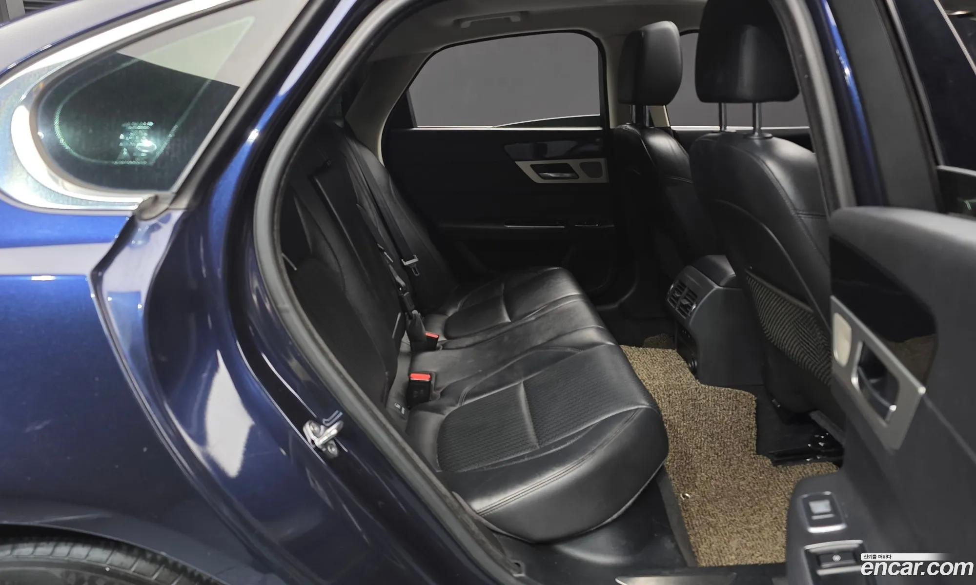 Jaguar XF 2016 SAJBB4BNXGCY18218 — 12