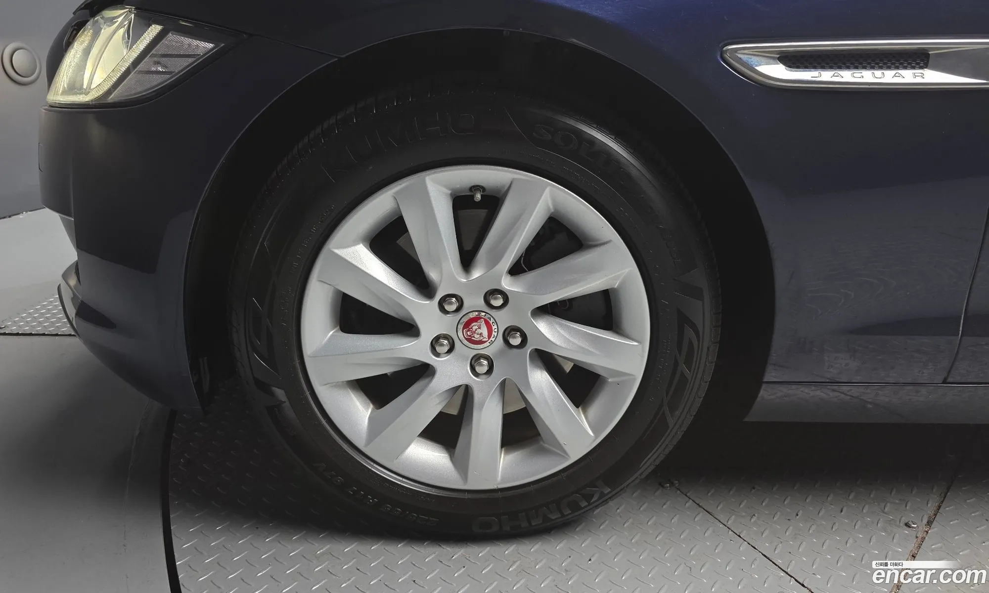 Jaguar XF 2016 SAJBB4BNXGCY18218 — 11