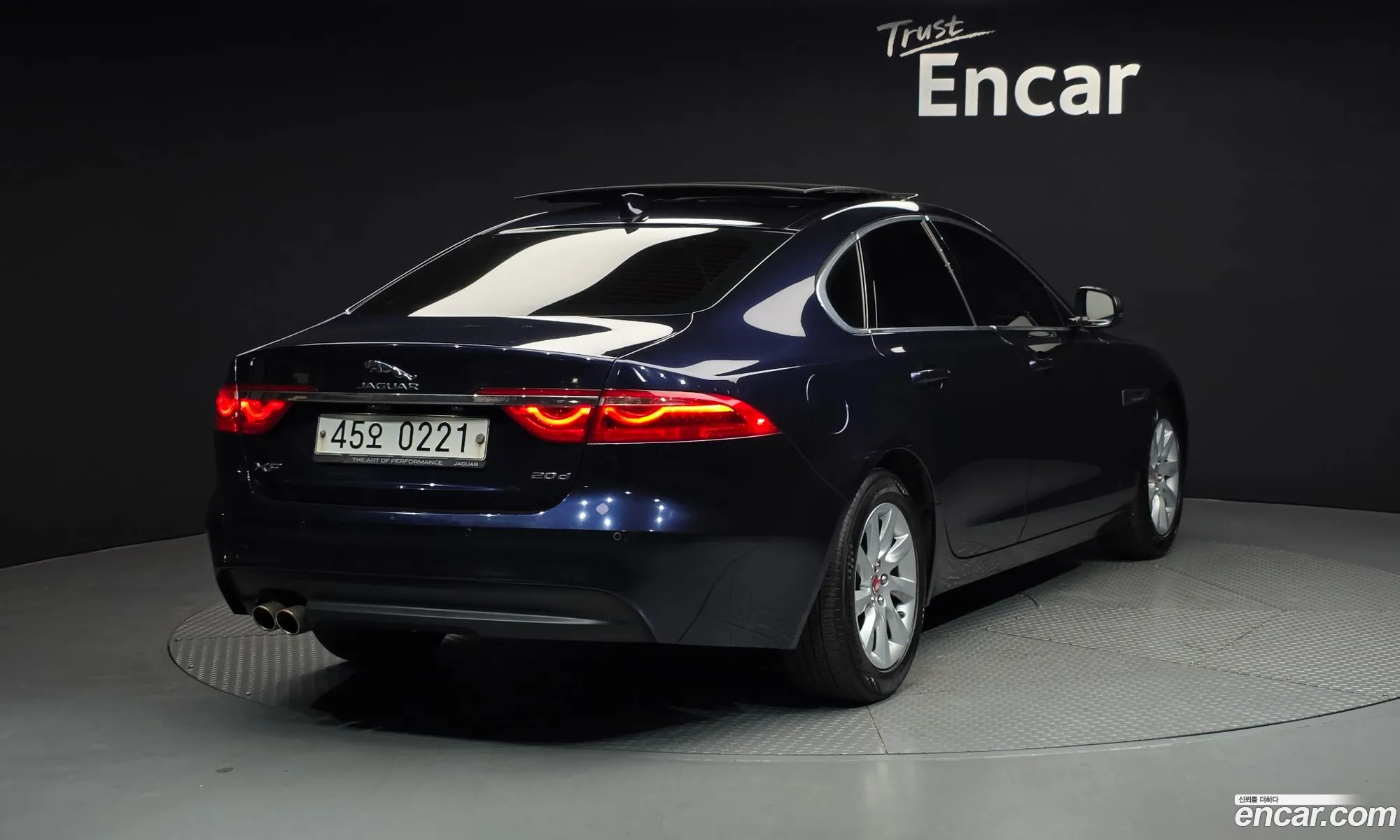 Jaguar XF 2016 SAJBB4BNXGCY18218 — 7